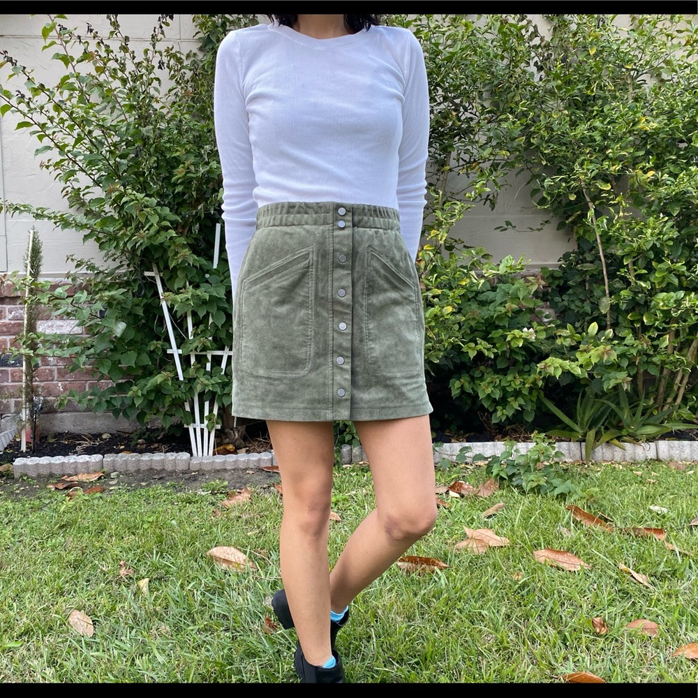 BCBG skirt